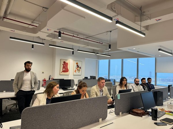 Top Social Media Strategies for UK Bookstores to Boost Engagement During Author Events